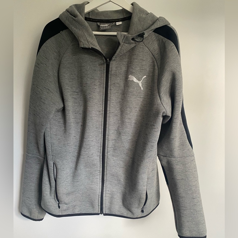 Puma Men's Performance Jacket in Gray and Black